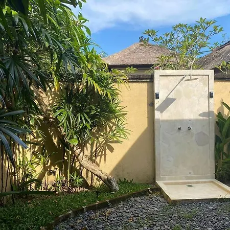 Jimbaran Beachstroll Villa Exterior photo