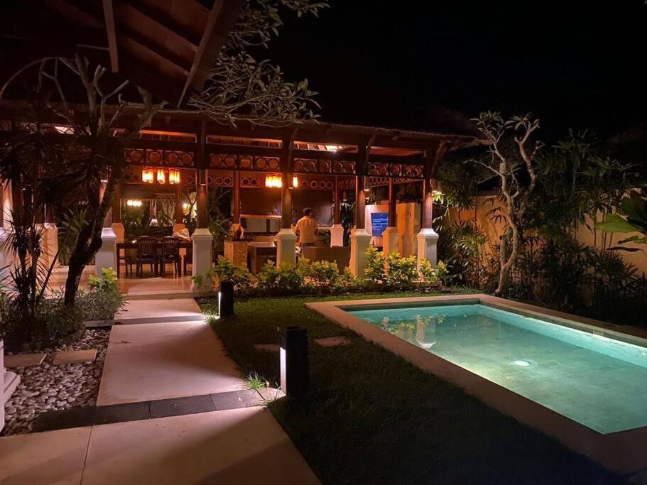 Beachstroll Villa *